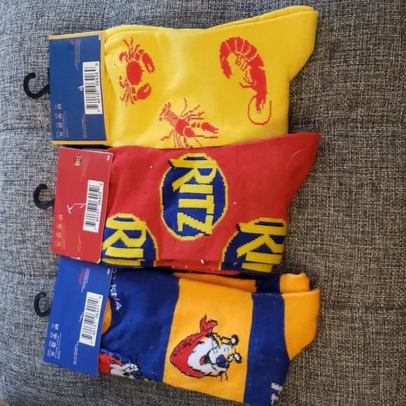 Trio of Crew Socks Old Bay Seasoning, Kellogg's Frosted Flakes & Ritz Crackers - Picture 2 of 8